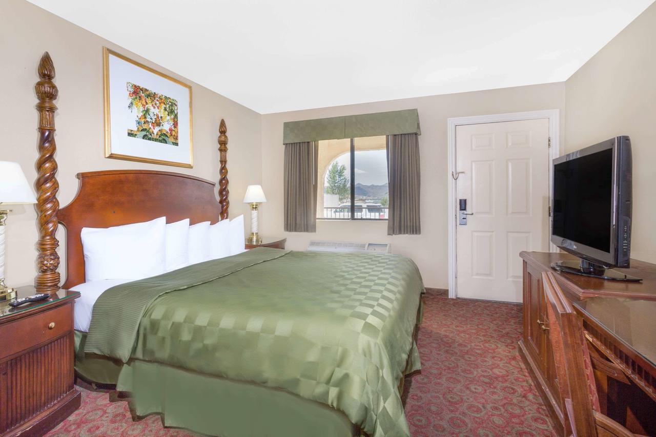 Days Inn By Wyndham Kingman East - thumb 31