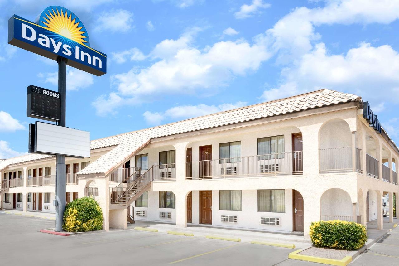 Days Inn By Wyndham Kingman East - thumb 0