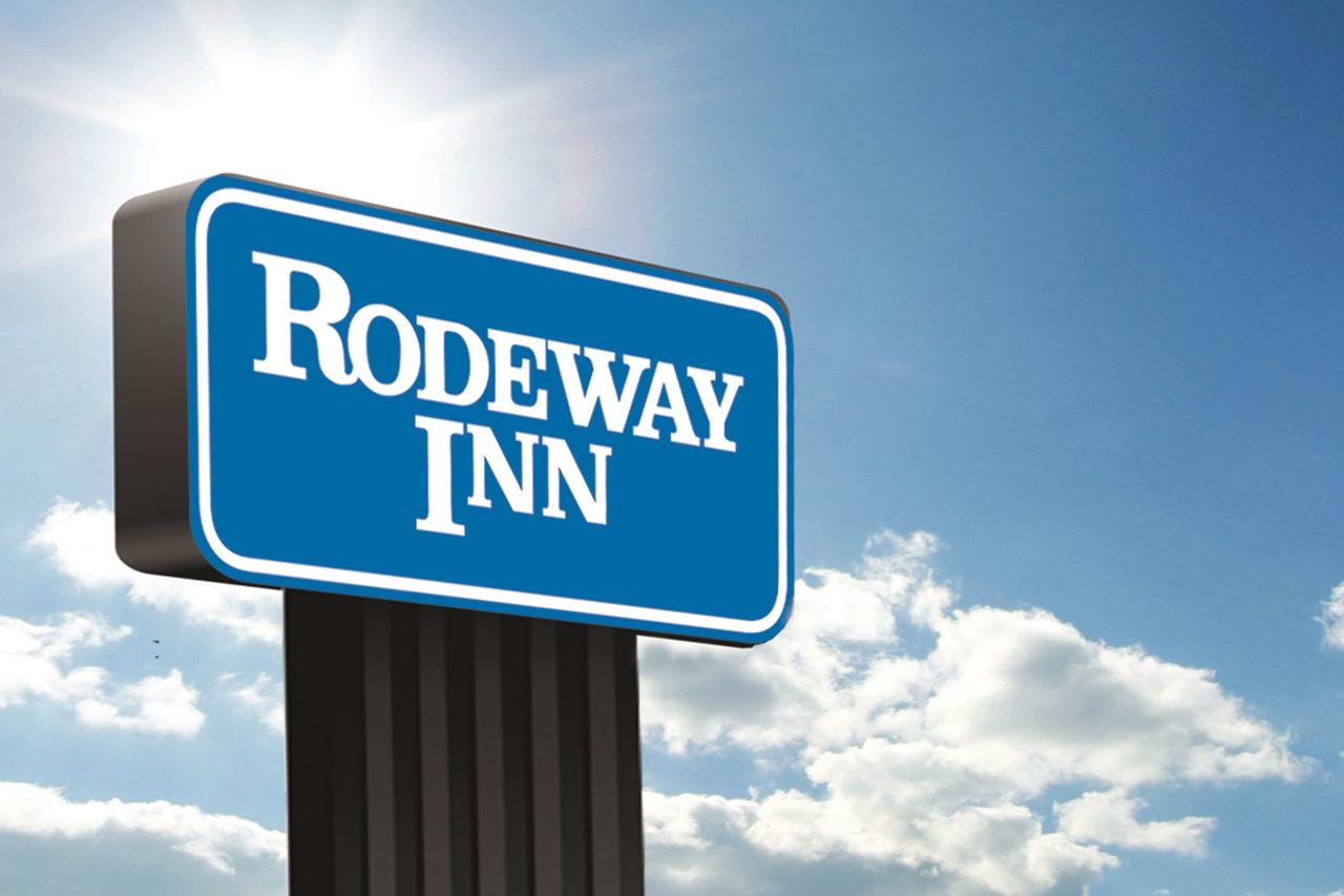 Rodeway Inn - thumb 0