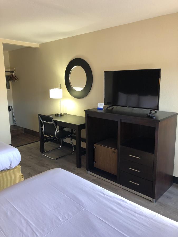 Rodeway Inn - thumb 28