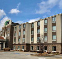 Holiday Inn Express  Suites Searcy - Accommodation Texas