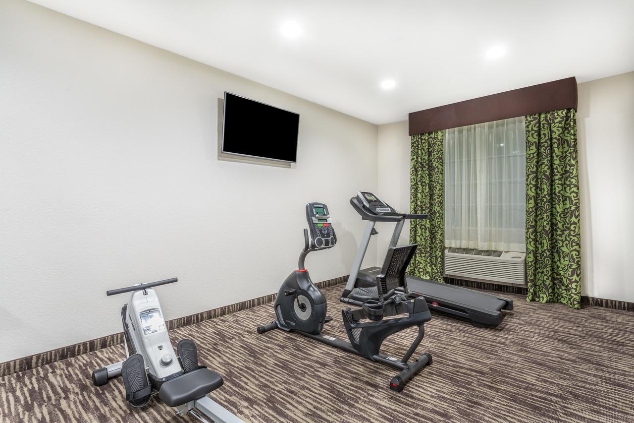 Comfort Inn & Suites - thumb 1