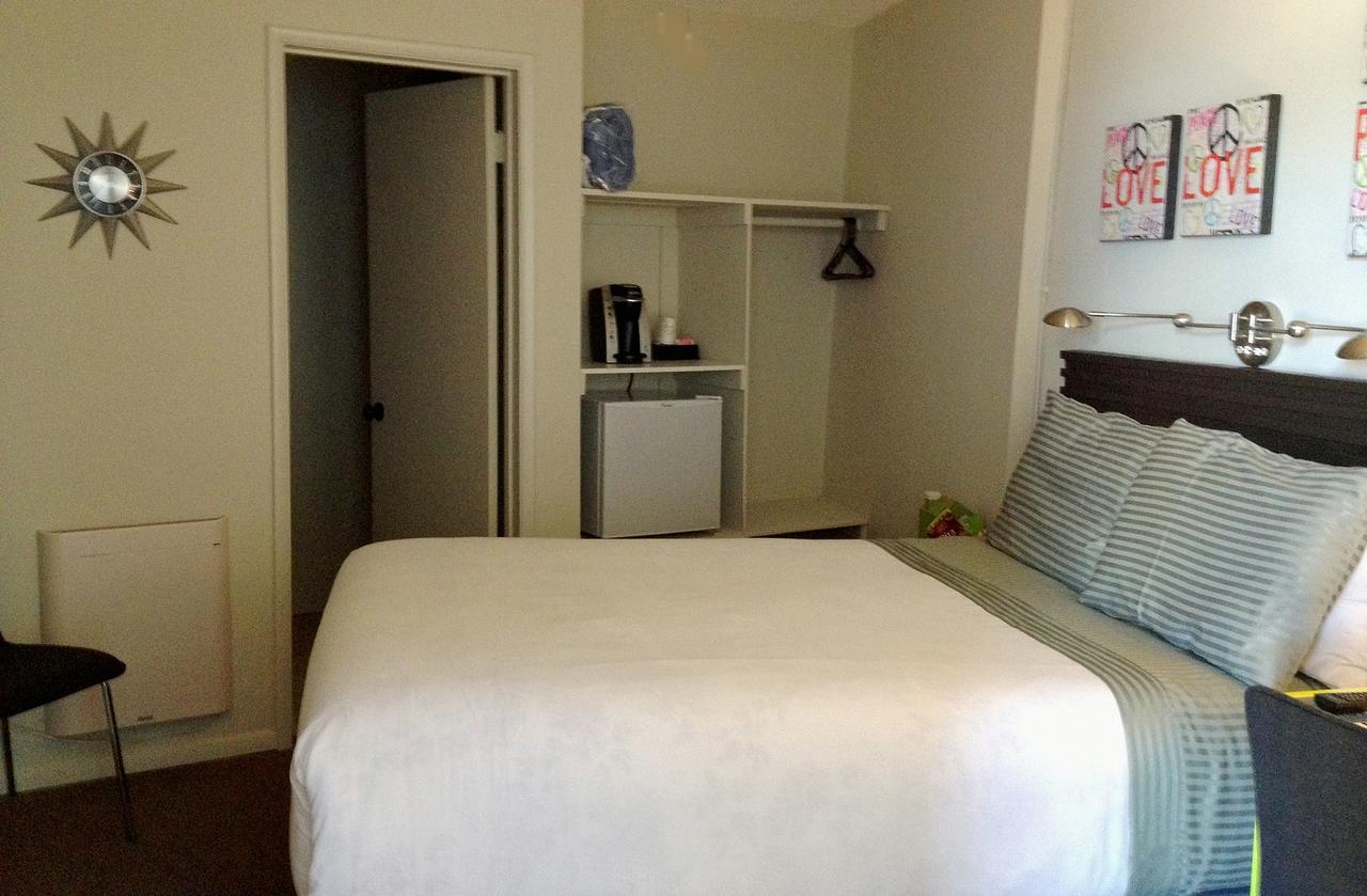 Bayfront Inn - thumb 9