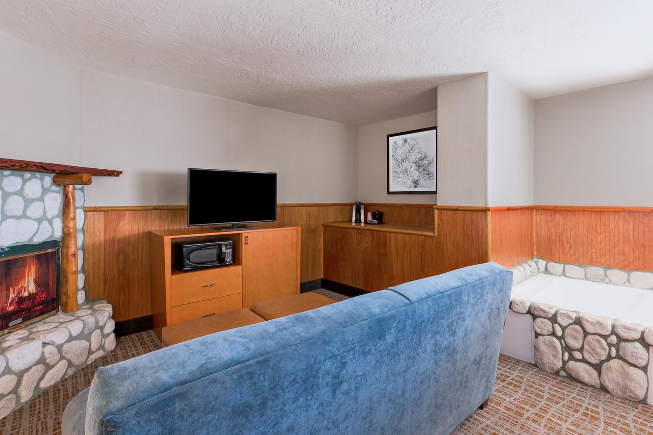 Holiday Inn Resort The Lodge At Big Bear Lake - thumb 26