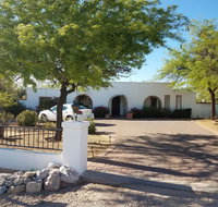 Desert Oasis - Pool Patios and Piano - Accommodation Texas