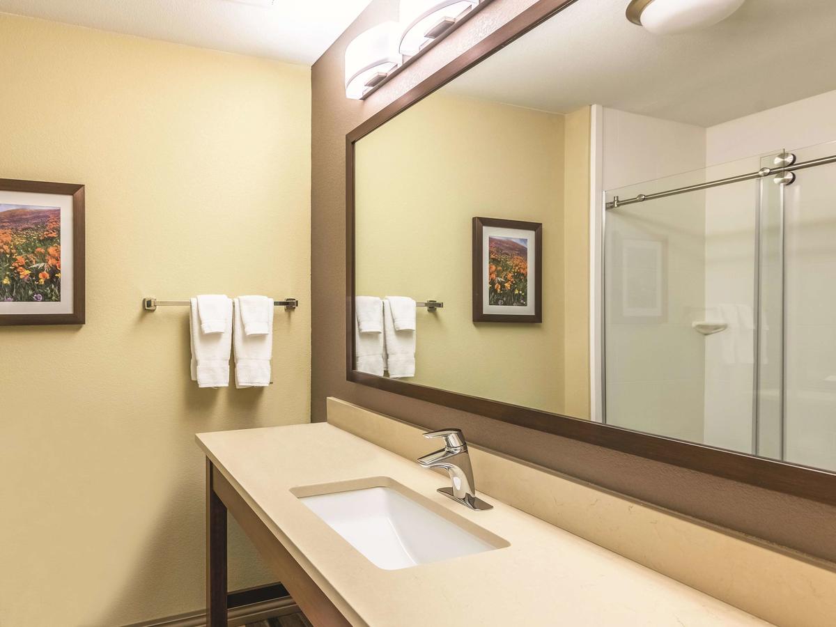 La Quinta By Wyndham Durango - thumb 29