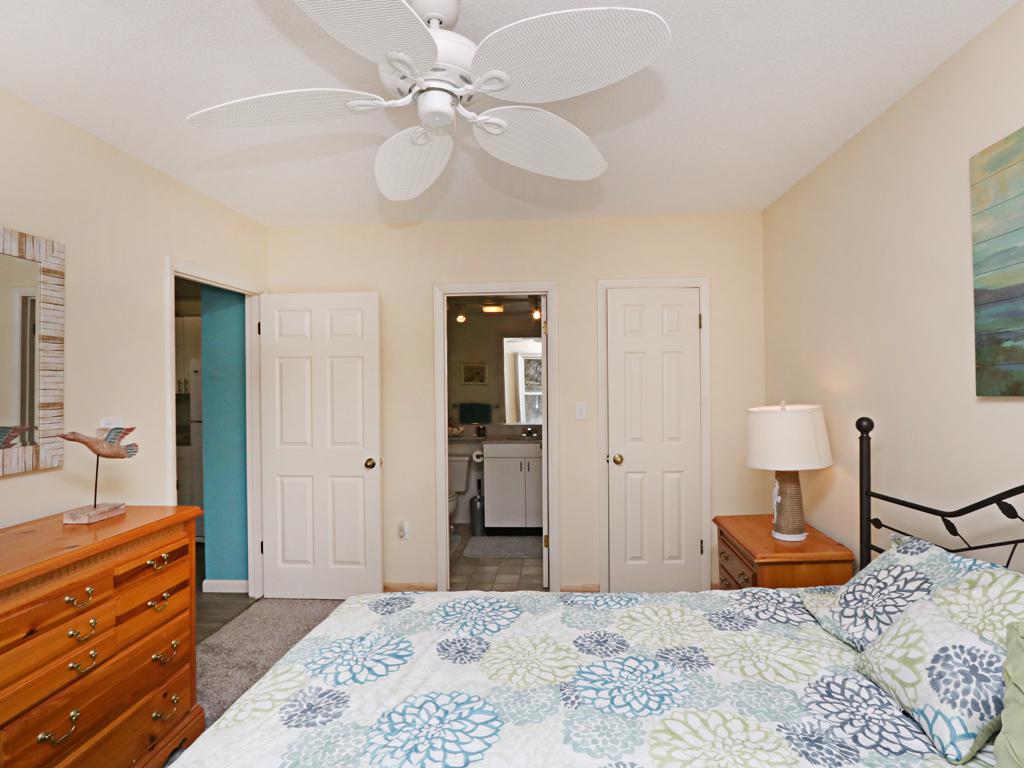 11001 Evergreen Circle Condo - thumb 17