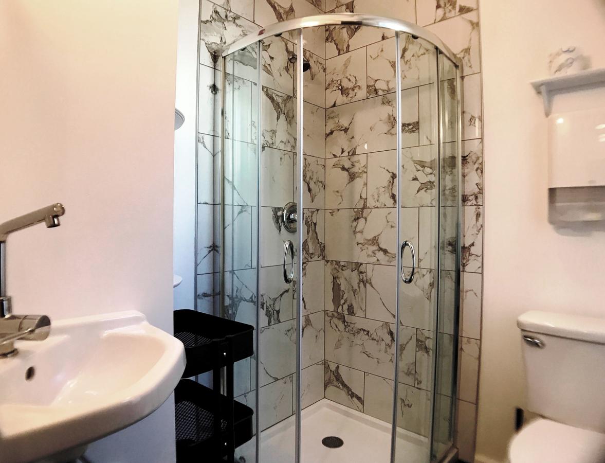 HighRoad Hostel DC - thumb 19