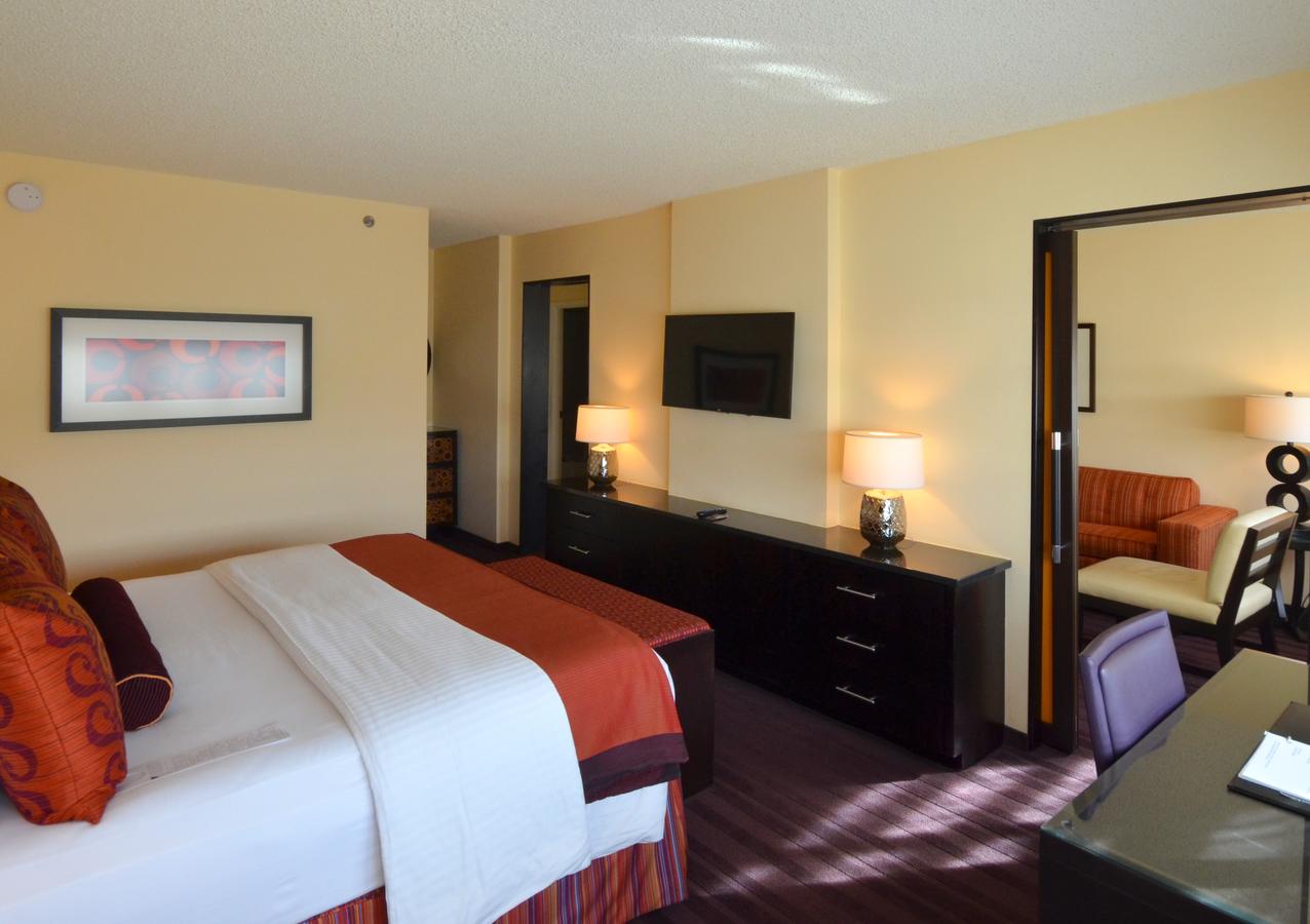 Washington Plaza Hotel - thumb 16