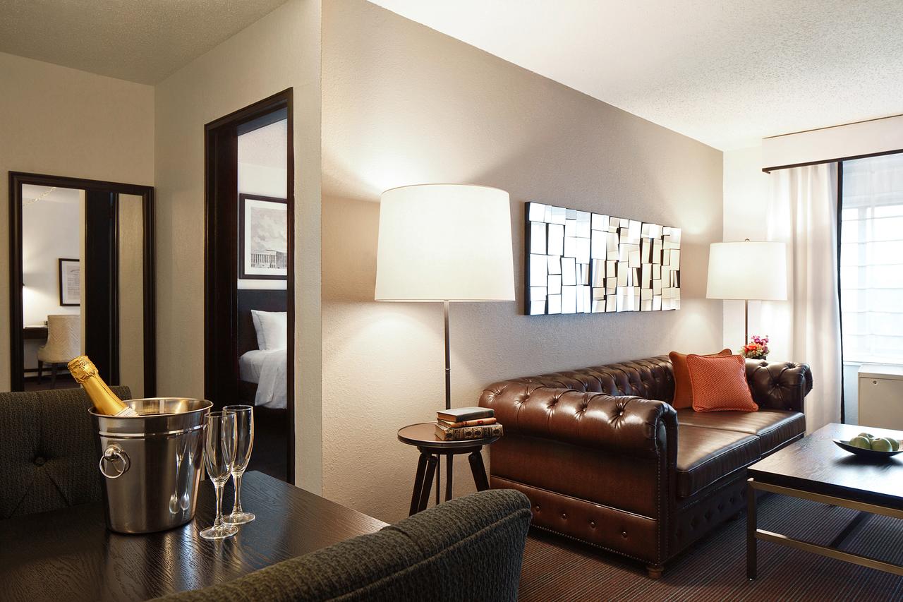 Capitol Hill Hotel - thumb 7