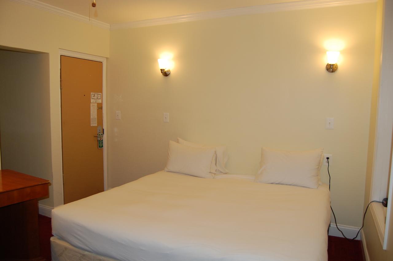 District Hotel - thumb 9