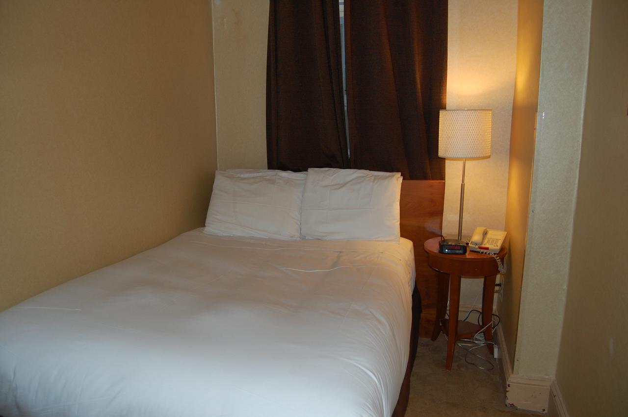 District Hotel - thumb 6