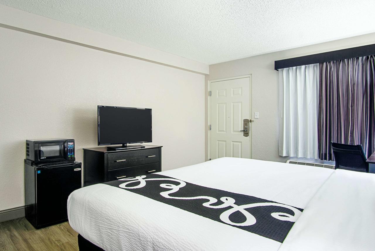 La Quinta Inn By Wyndham West Palm Beach - Florida Turnpike - thumb 30