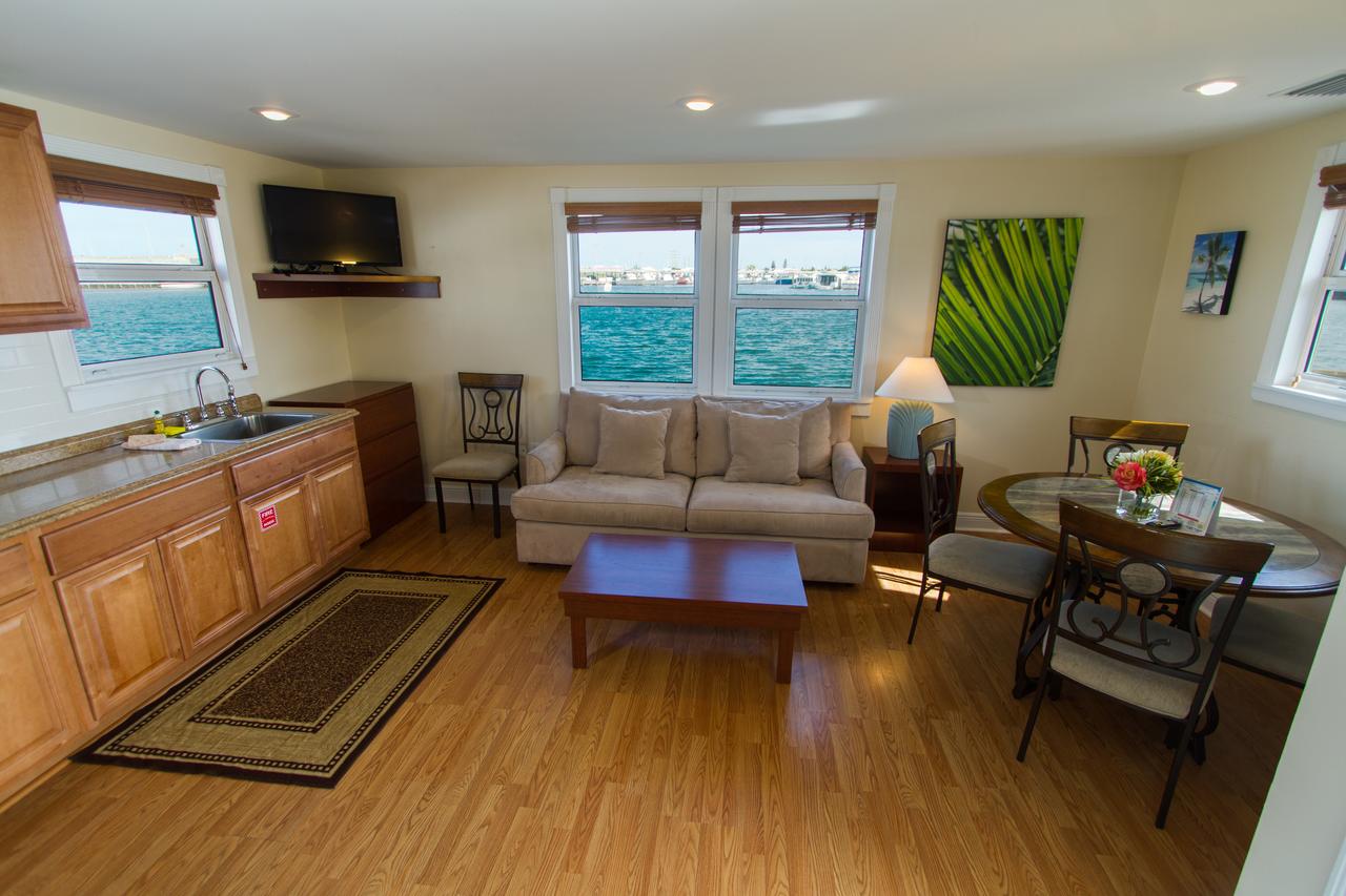 Harborside Motel & Marina - thumb 3