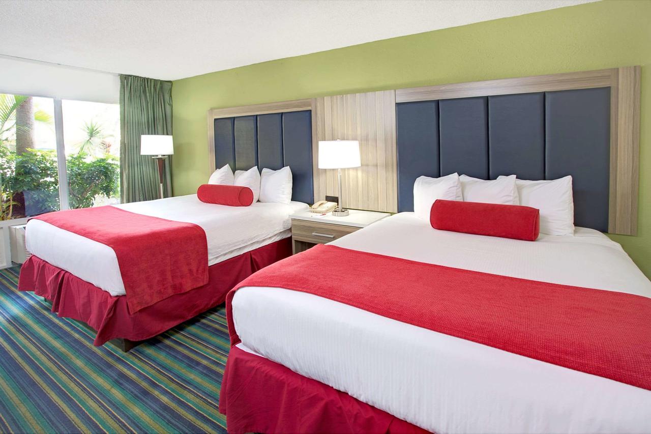 Ramada By Wyndham Fort Lauderdale Airport/Cruise Port - thumb 20