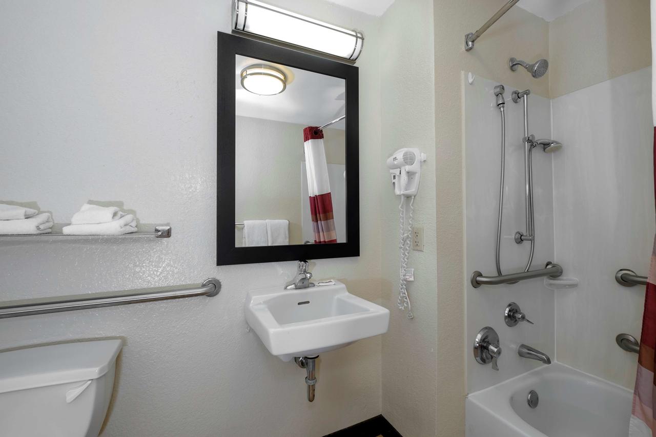 Red Roof Inn PLUS + Gainesville - thumb 43