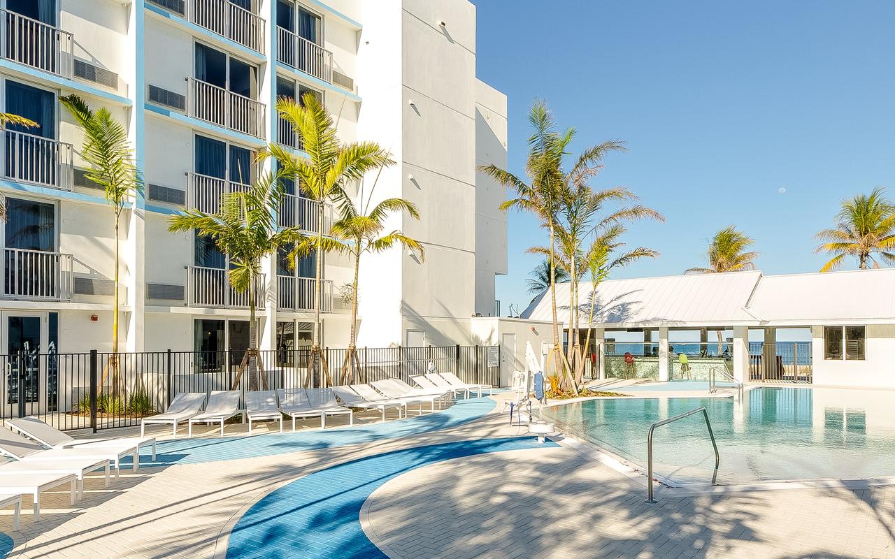 Plunge Beach Resort - thumb 3