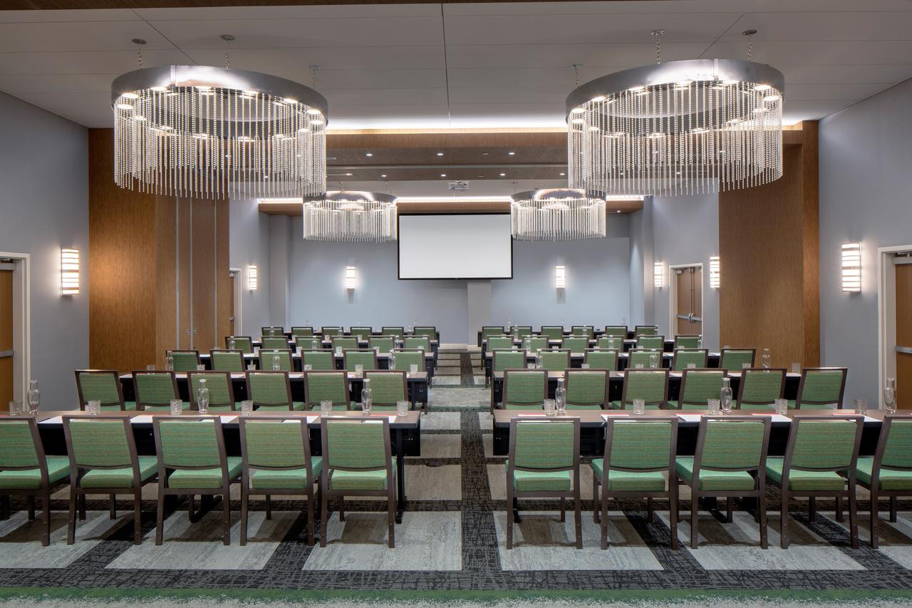 Hotel Indigo Gainesville-Celebration Pointe - thumb 34