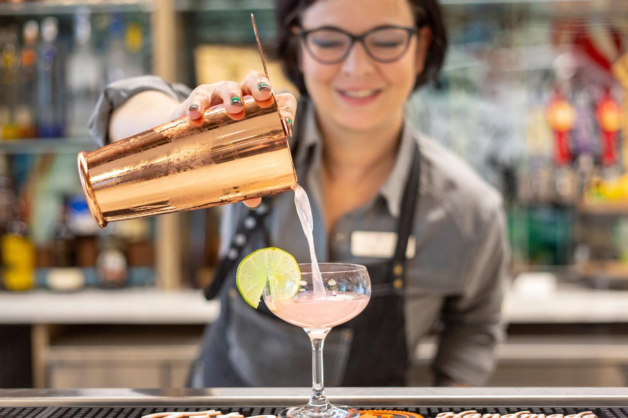 Hotel Indigo Gainesville-Celebration Pointe - thumb 3