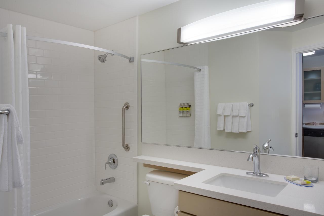 Candlewood Suites Miami Intl Airport - 36th St - thumb 15
