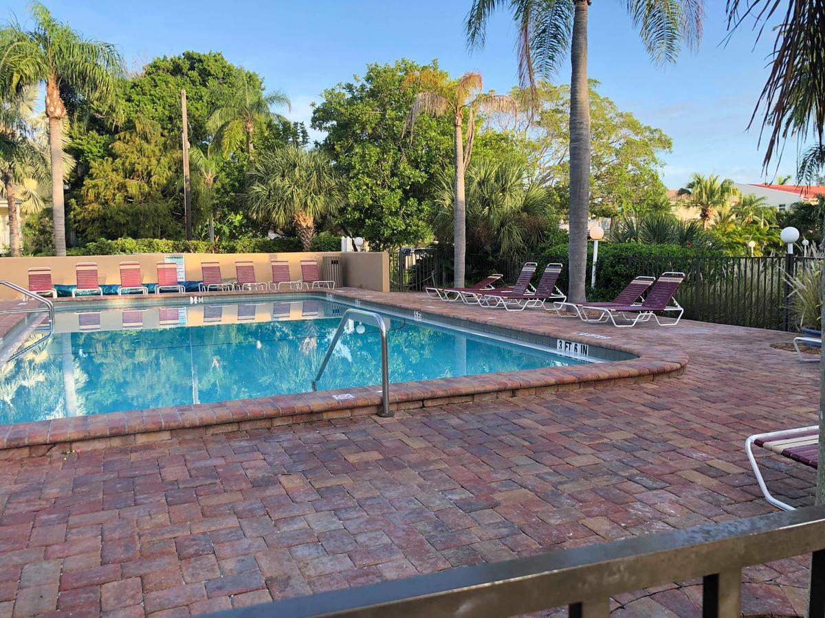 Captiva Beach Resort - thumb 22
