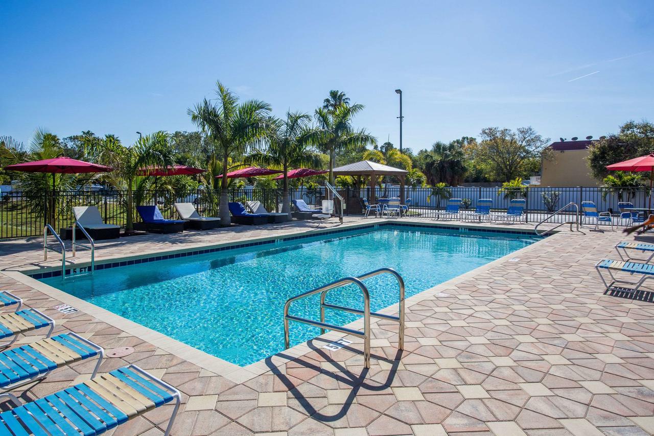 Days Inn By Wyndham Sarasota Bay - thumb 21