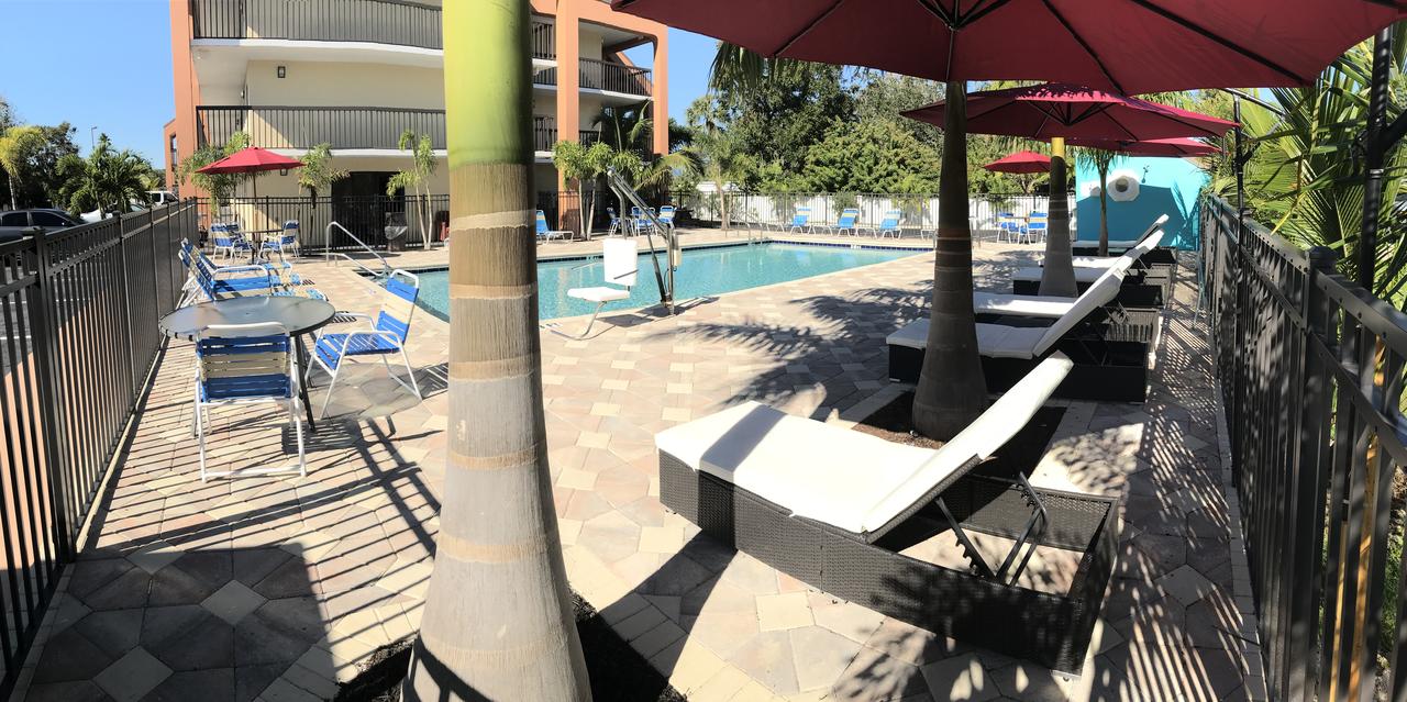 Days Inn By Wyndham Sarasota Bay - thumb 24