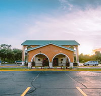 Shining Light Inn  Suites - Accommodation Texas