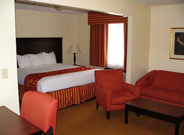 Ashley Quarters-An Extended Stay Hotel - thumb 9