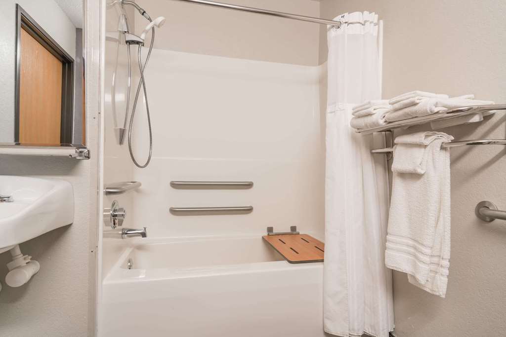 Microtel Inn & Suites Springfield - thumb 5