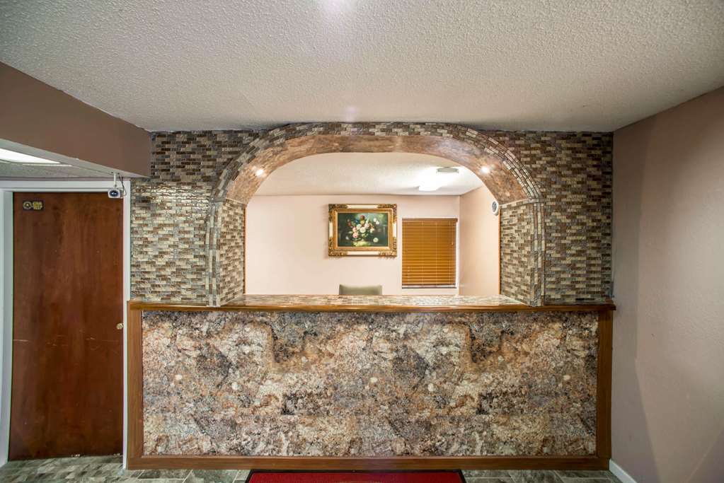 Econo Lodge - thumb 5