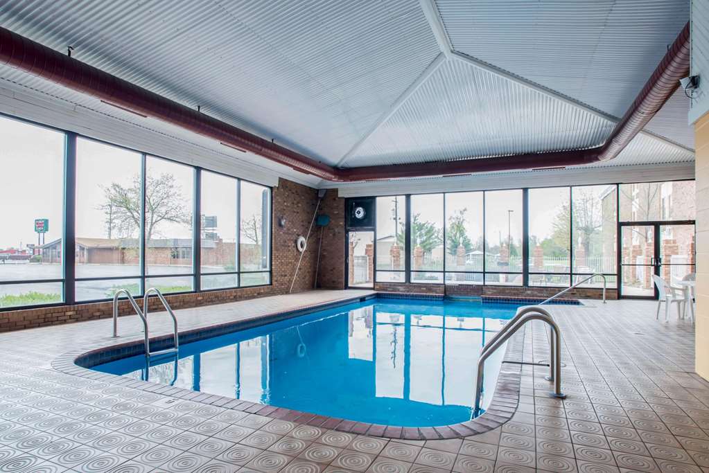 Econo Lodge - thumb 10