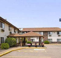 Days Inn  Suites Davenport East - Accommodation Texas