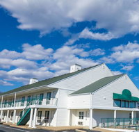 Super 8 by Wyndham Branson - Accommodation Texas