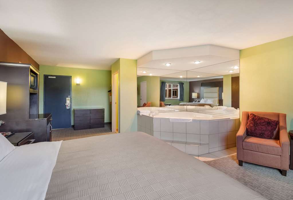 Clarion Inn - thumb 14