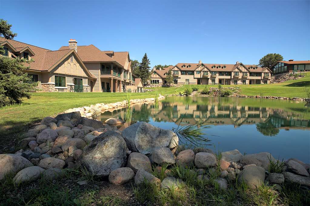 Maddens On Gull Lake - thumb 11