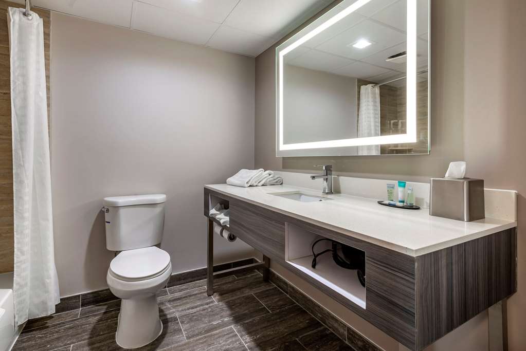 The Waves Hotel An Ascend Hotel - thumb 13