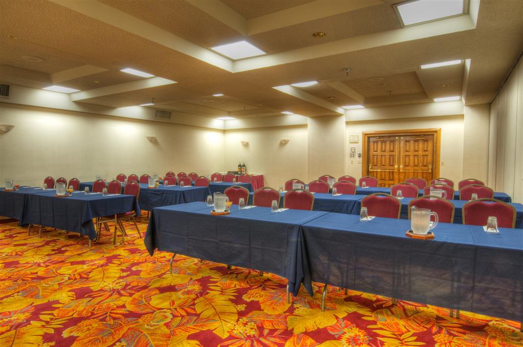 MCM Elegante Suites Abilene - thumb 17