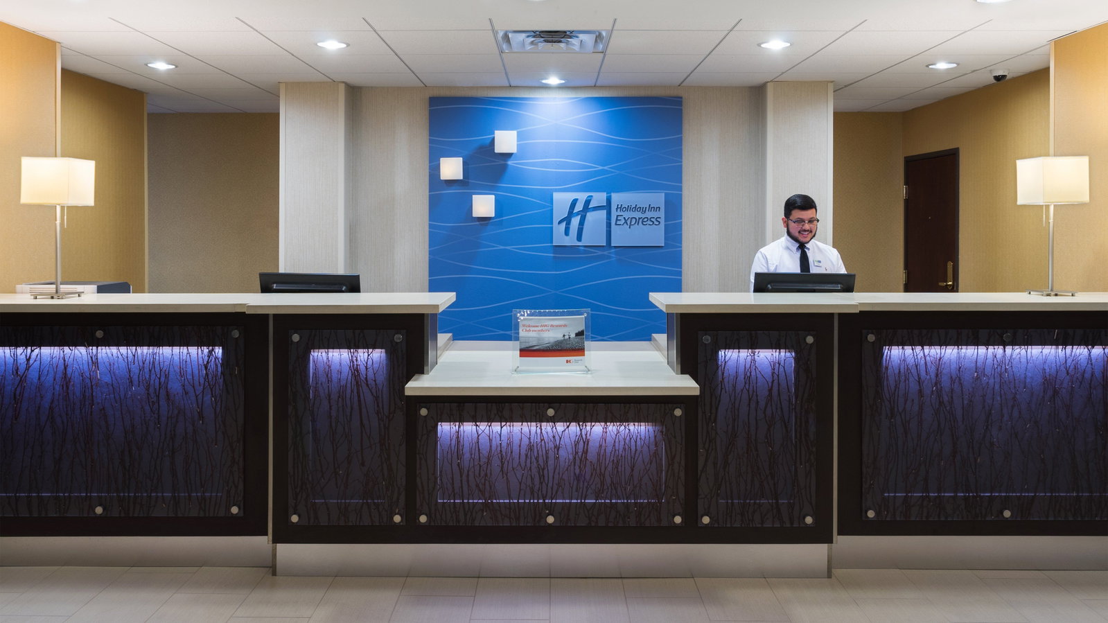 Holiday Inn Express/Suites Midland Loop - thumb 3