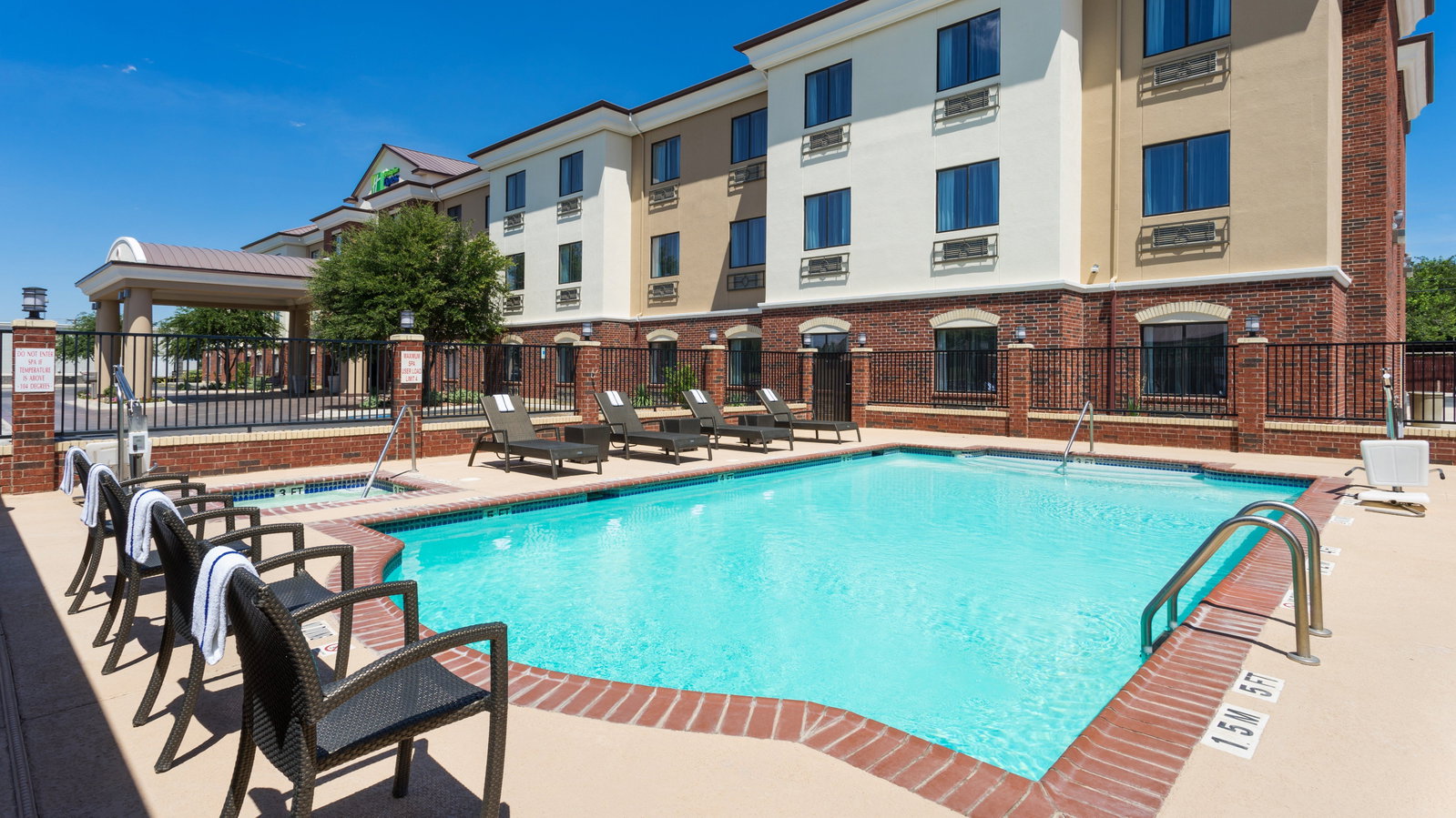 Holiday Inn Express/Suites Midland Loop - thumb 7