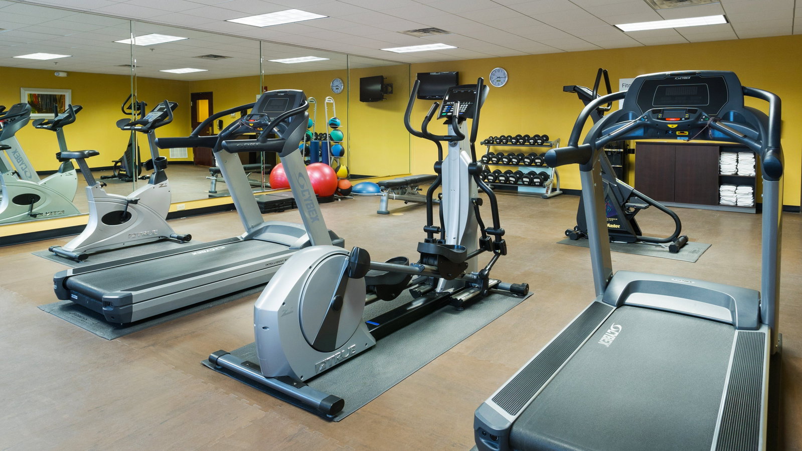 Holiday Inn Express/Suites Midland Loop - thumb 15