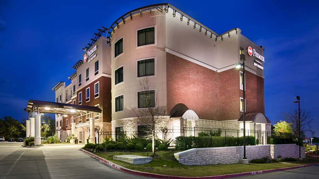 Best Western Premier Crown Chase Inn/Ste