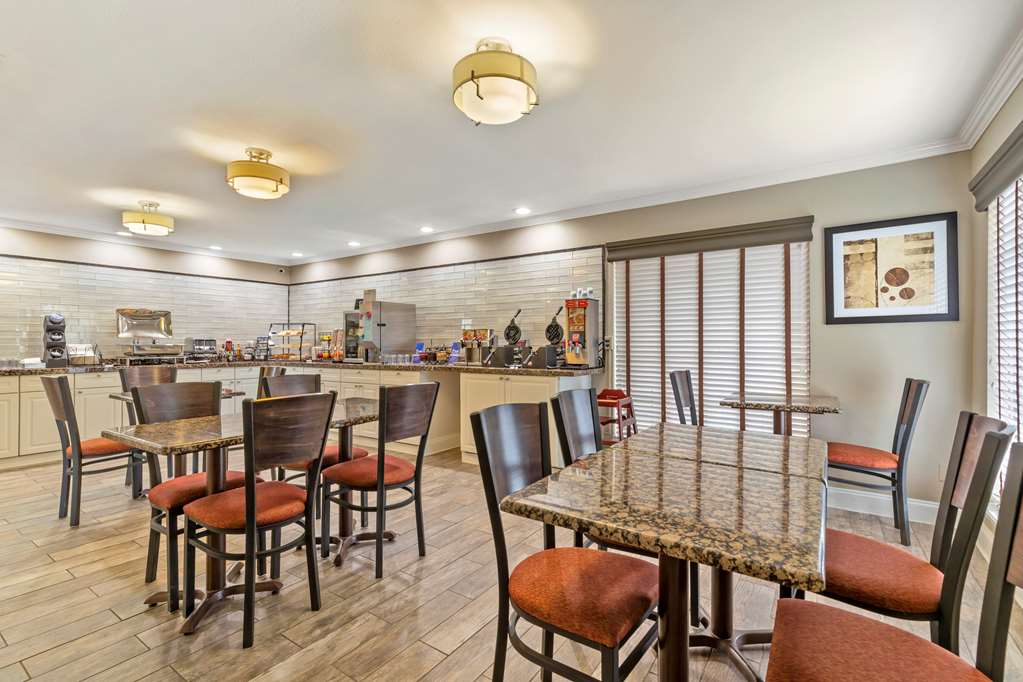 Best Western Brady Inn - thumb 12