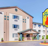 Super 8 Louisville Airport - Accommodation Texas