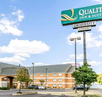 Quality Inn  Suites University/Airport - Accommodation Texas