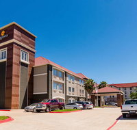 La Quinta Inn  Suites Clear Lake - Accommodation Texas
