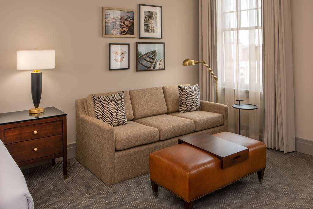 Virginian Lynchburg, Curio Collection - thumb 8