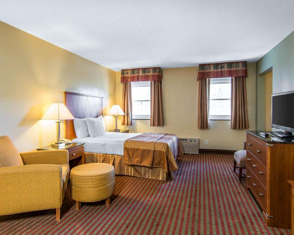 MainStay Suites Williamsburg - thumb 9