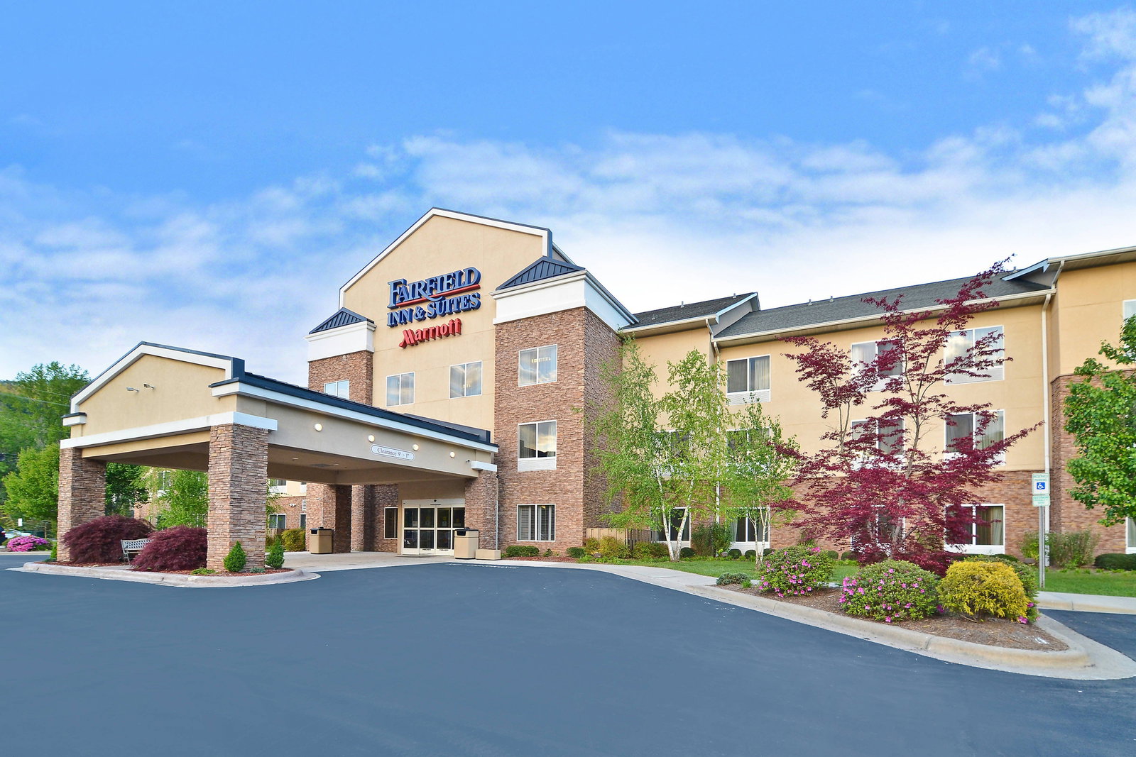 Fairfield Inn & Suites Cherokee - thumb 0