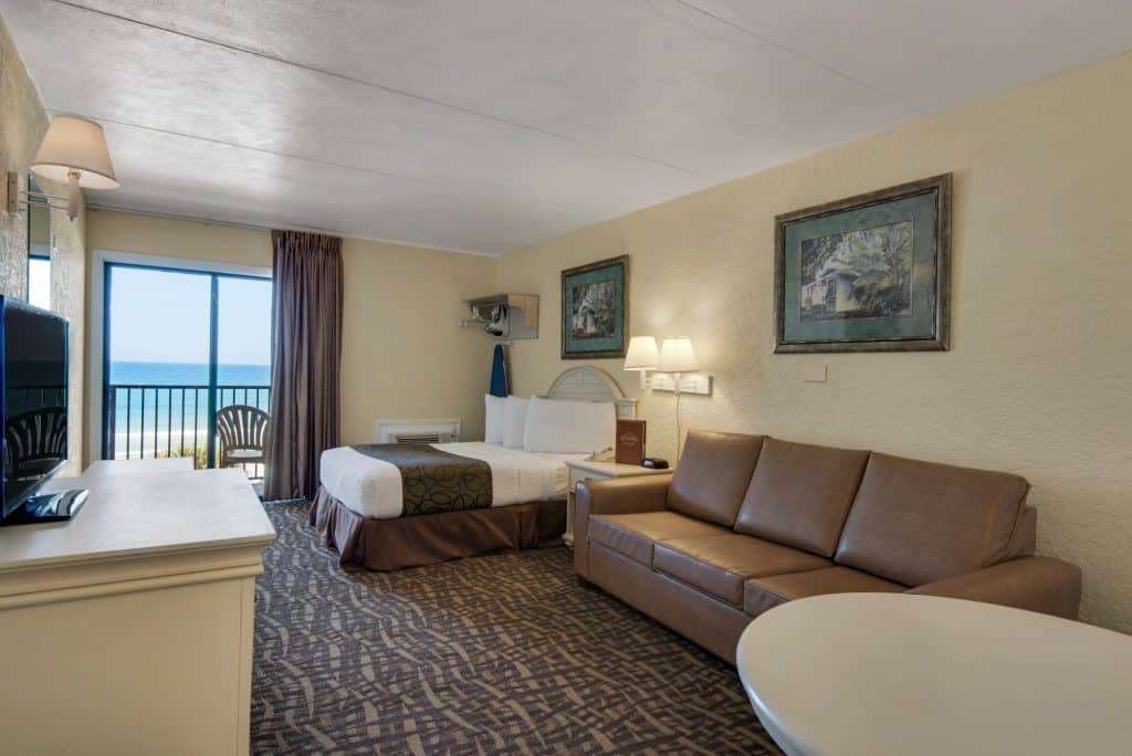 Ramada By Wyndham Panama City Beach - thumb 9